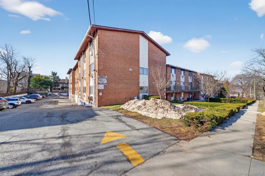 150 Glenwood Avenue #F5, Yonkers, NY 10703 - #2
