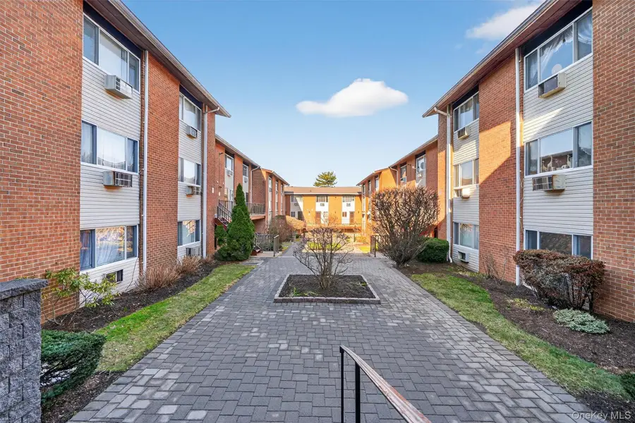 150 Glenwood Avenue #F5, Yonkers, NY 10703 - #3