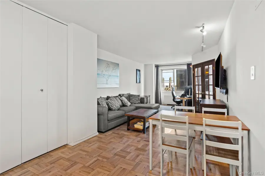 300 E 40 Street #12E, Manhattan, NY 10016 - #3