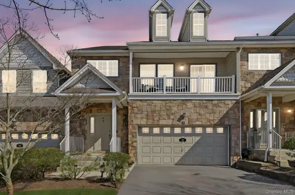 18 Clearwater Court, Beacon, NY 12508