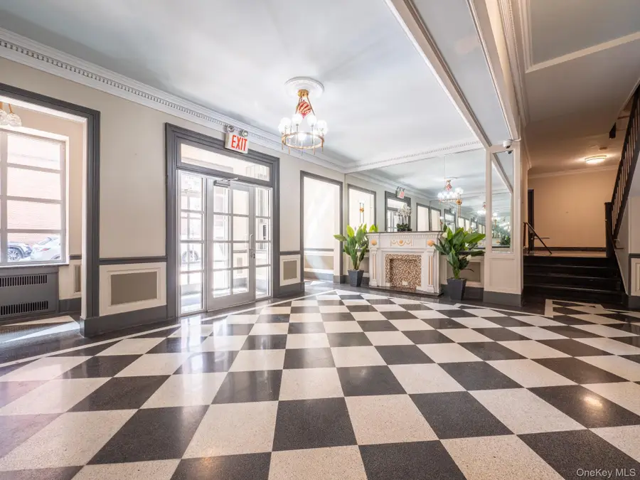 64-85 Saunders Street #A9, Rego Park, NY 11375 - #2