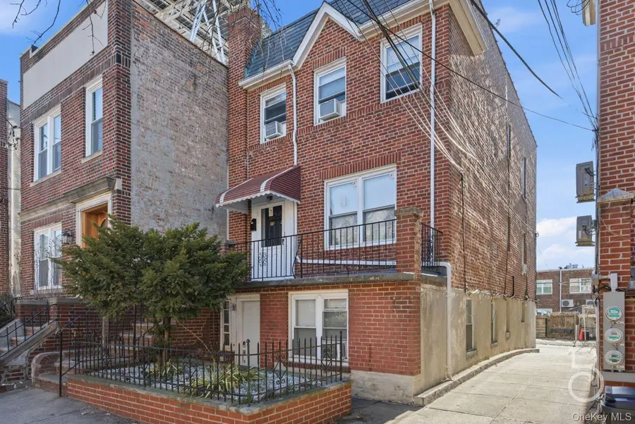 25-49 42nd Street, Astoria, NY 11103 - #2