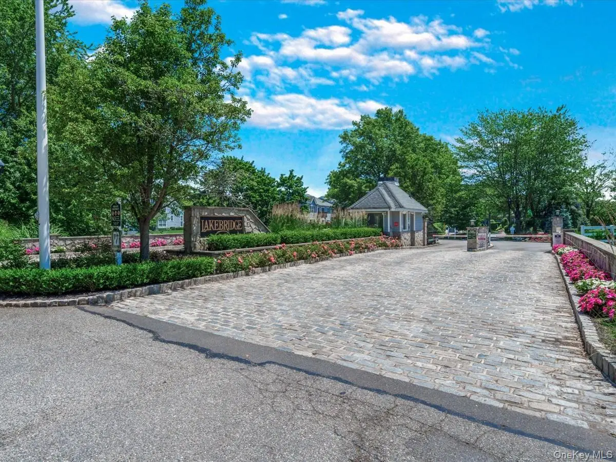 34 Lakebridge Drive S, Kings Park, NY 11754 - #1