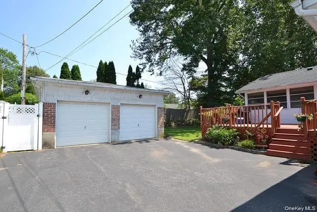 348 Town Line Road, Commack, NY 11725 - #2