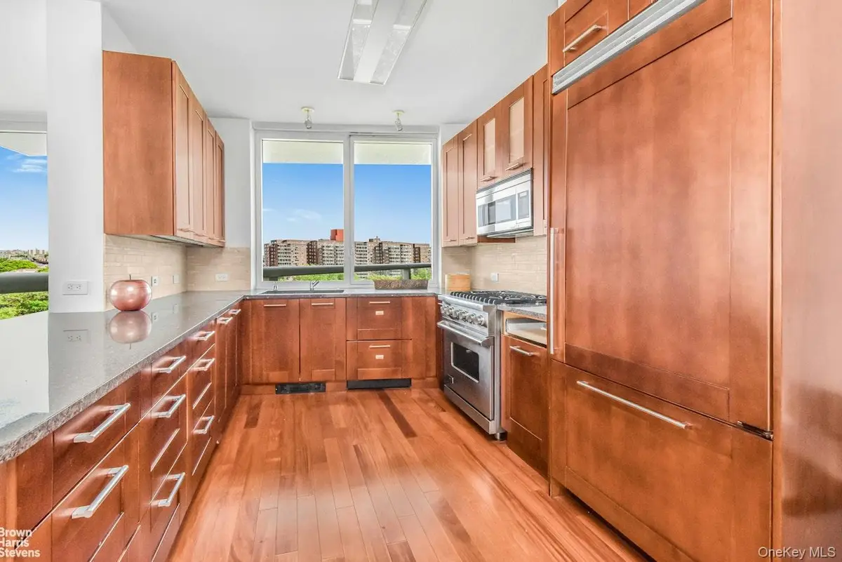 640 W 237th Street #10C, Bronx, NY 10463 - #1