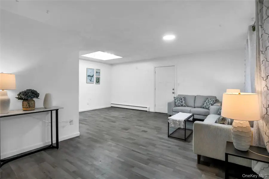 11 Broadway, Ronkonkoma, NY 11779 - #3