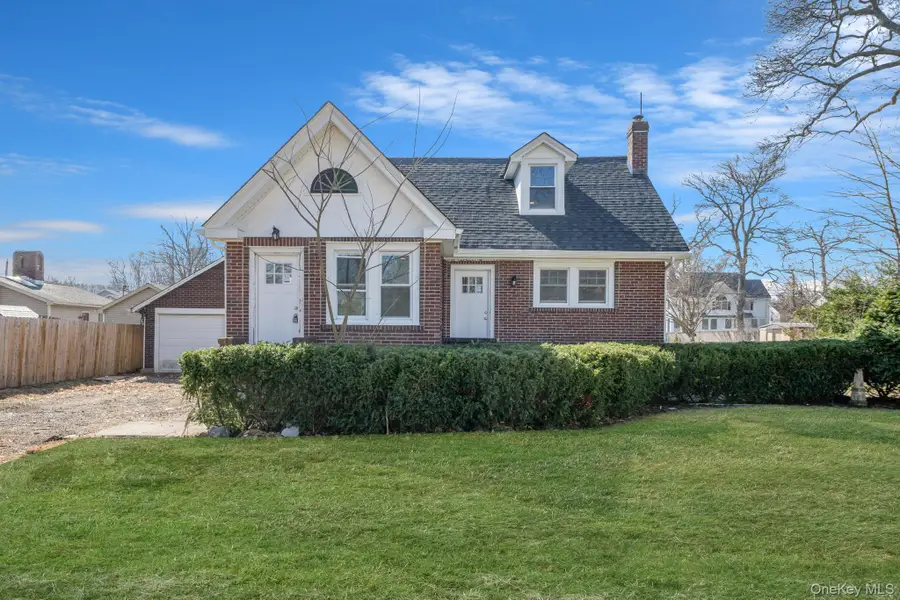 44 Elizabeth Avenue, Smithtown, NY 11787 - #2