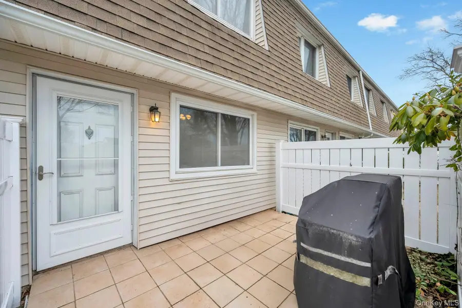 199 Storm Drive, Holtsville, NY 11742 - #3