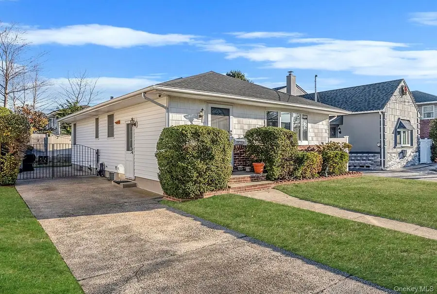 425 Jackson Street, Oceanside, NY 11572 - #3