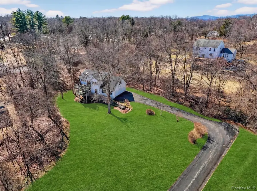 15 Meadow Drive, Red Hook, NY 12571 - #3