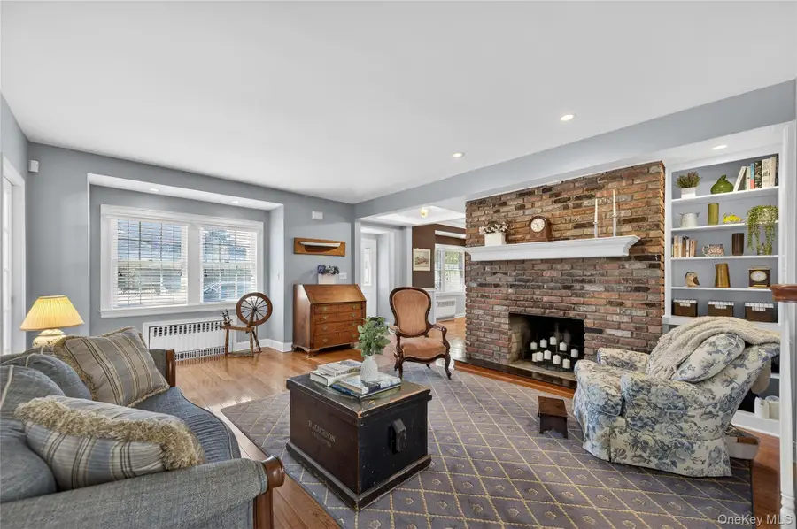 252 Morris Avenue, Rockville Centre, NY 11570 - #2