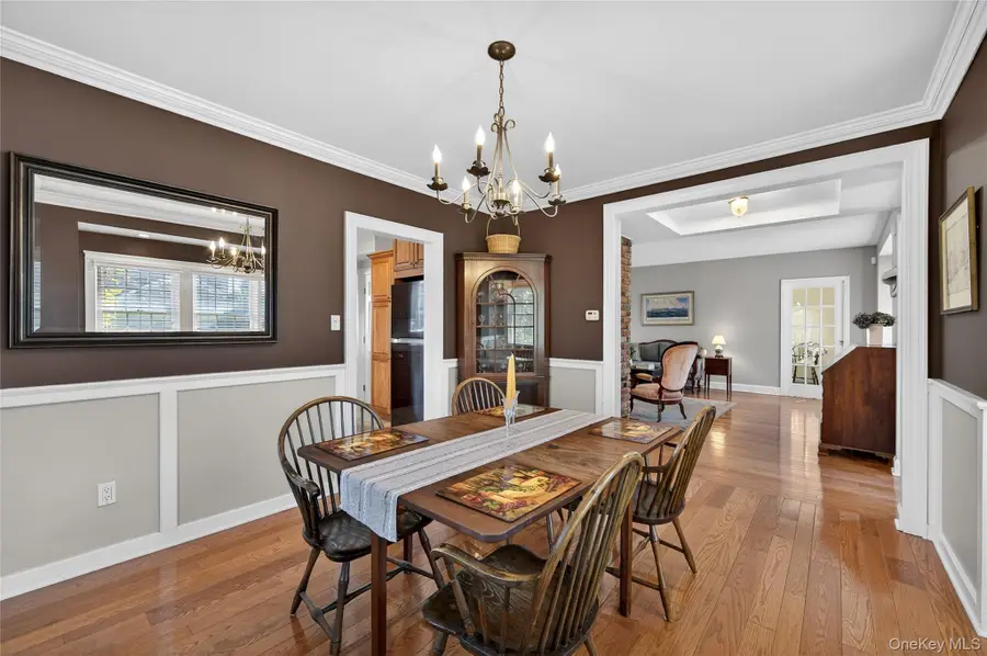 252 Morris Avenue, Rockville Centre, NY 11570 - #3