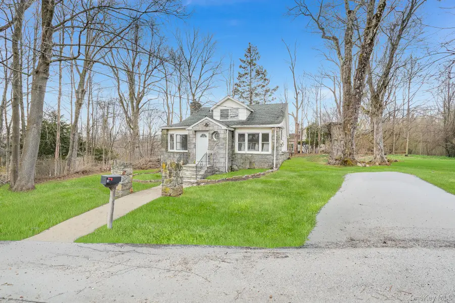 24 Amazon Road, Carmel, NY 10512 - #2