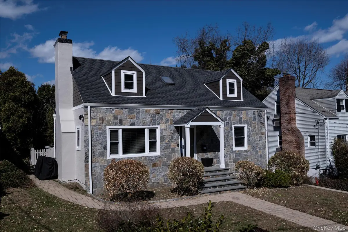 40 Wickford Road, New Rochelle, NY 10801 - #1