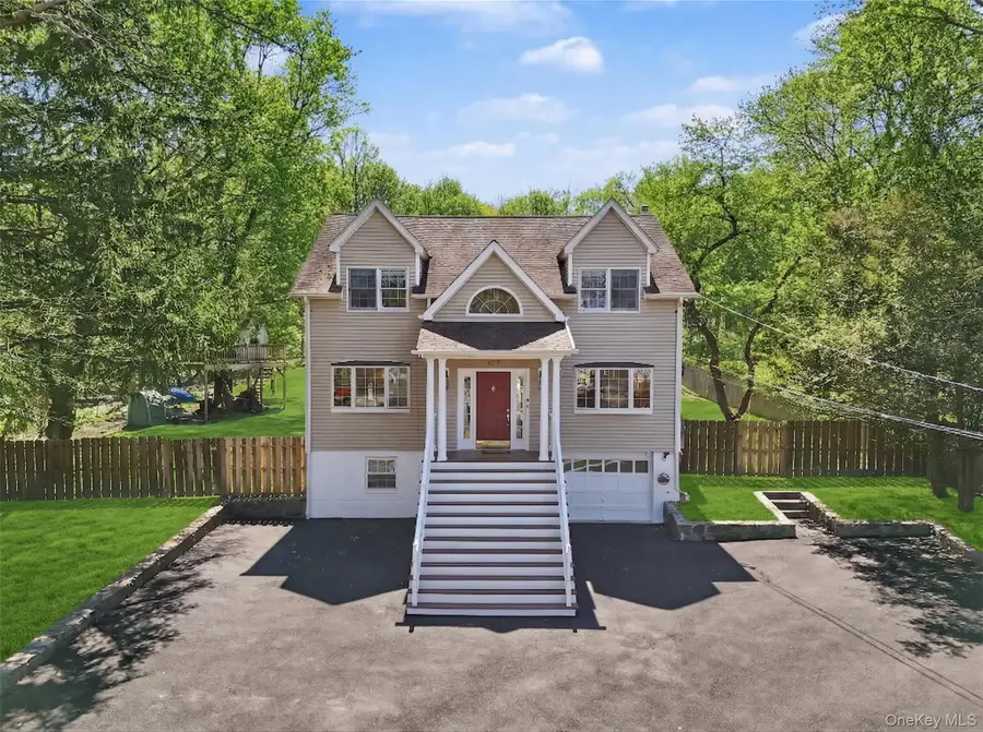 517 Elizabeth Road, Yorktown Heights, NY 10598 - #2