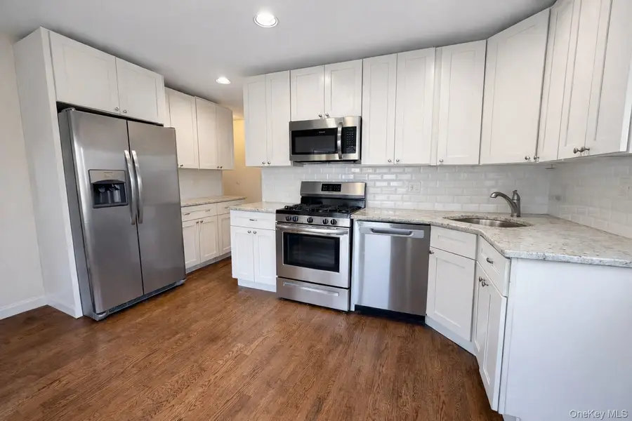 111 Frederick Road, Port Jefferson Station, NY 11776 - #3