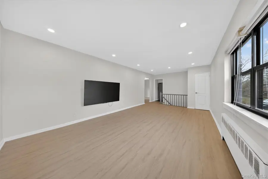 21910 75th Avenue #256B2, Oakland Gardens, NY 11364 - #3