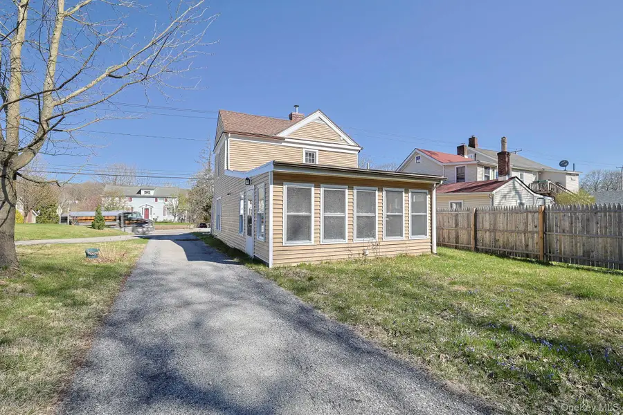 1666 Main Street, Pleasant Valley, NY 12569 - #2