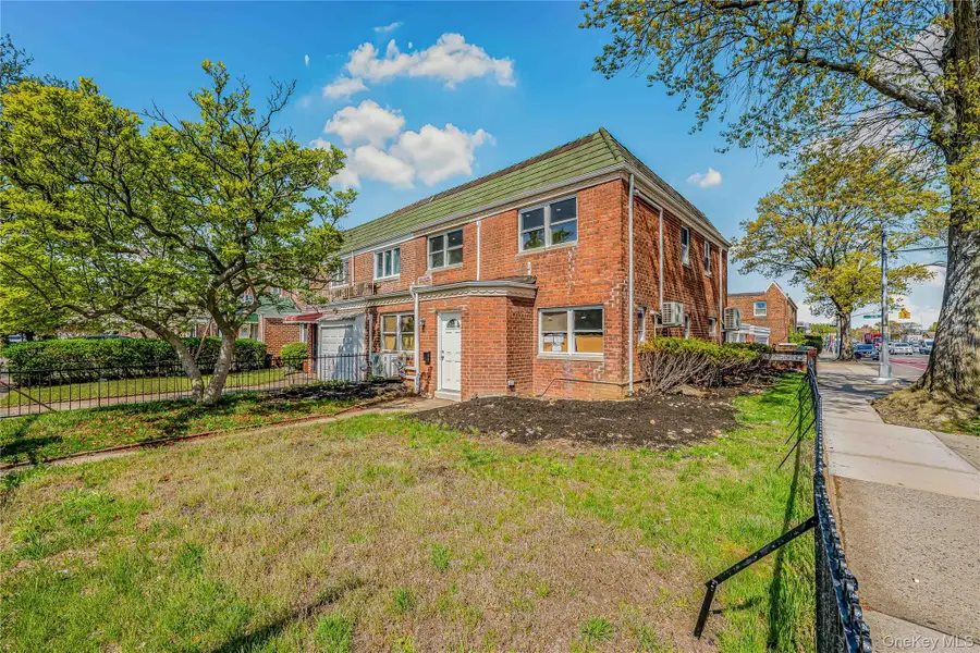 8459 Goldington Court, Middle Village, NY 11379 - #2