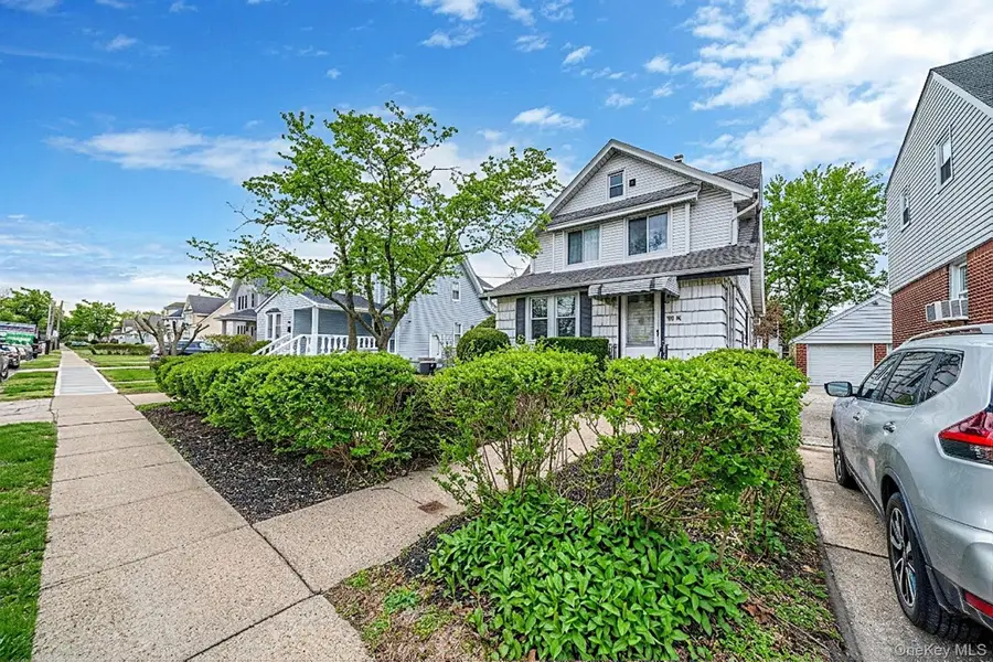 24718 137th Avenue, Rosedale, NY 11422 - #2