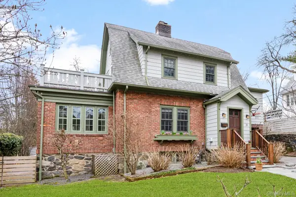 35 Wildwood Road, New Rochelle, NY 10804