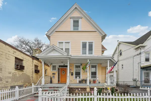 39 N 10th Avenue, Mount Vernon, NY 10550