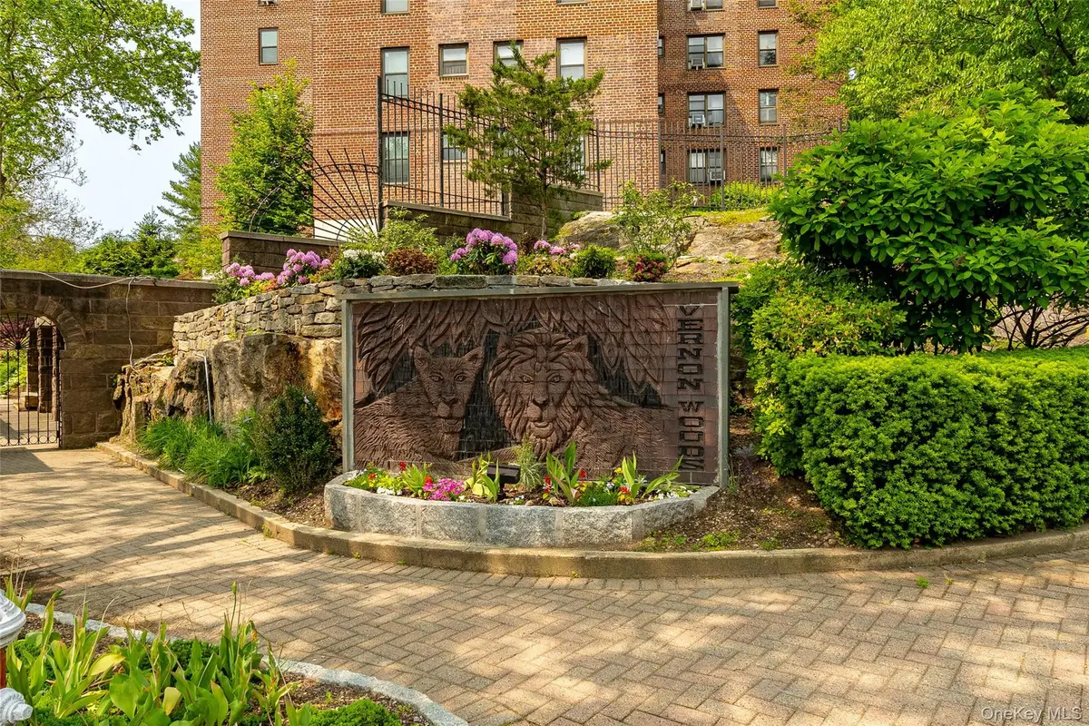 98 Pearsall Drive #1A, Mount Vernon, NY 10552 - #1