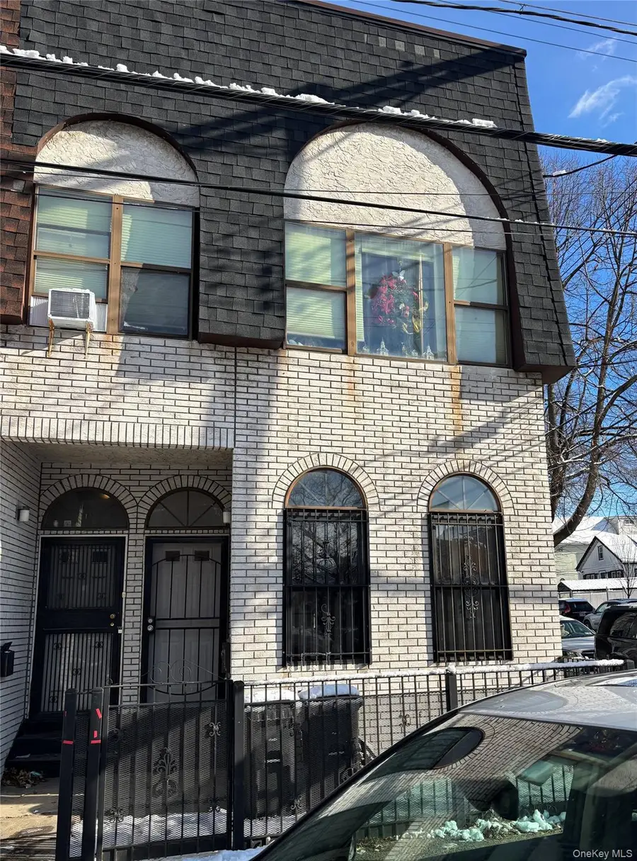 7719 Parsons Boulevard, Fresh Meadows, NY 11366 - #2