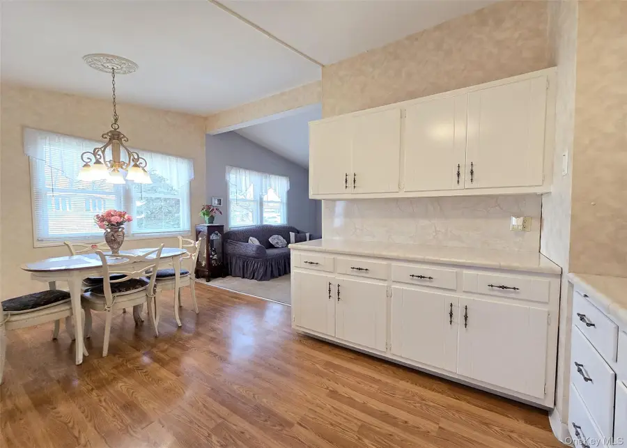 32 Dennis Drive, Lake Ronkonkoma, NY 11779 - #3