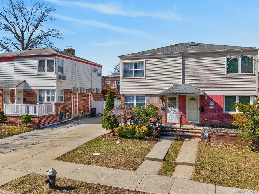 69-20 199th Street, Fresh Meadows, NY 11365 - #2