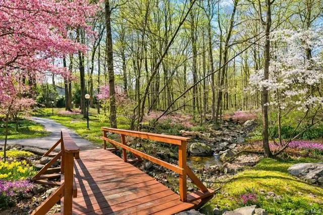 4 Aspen Court, Highland Mills, NY 10930 - #2