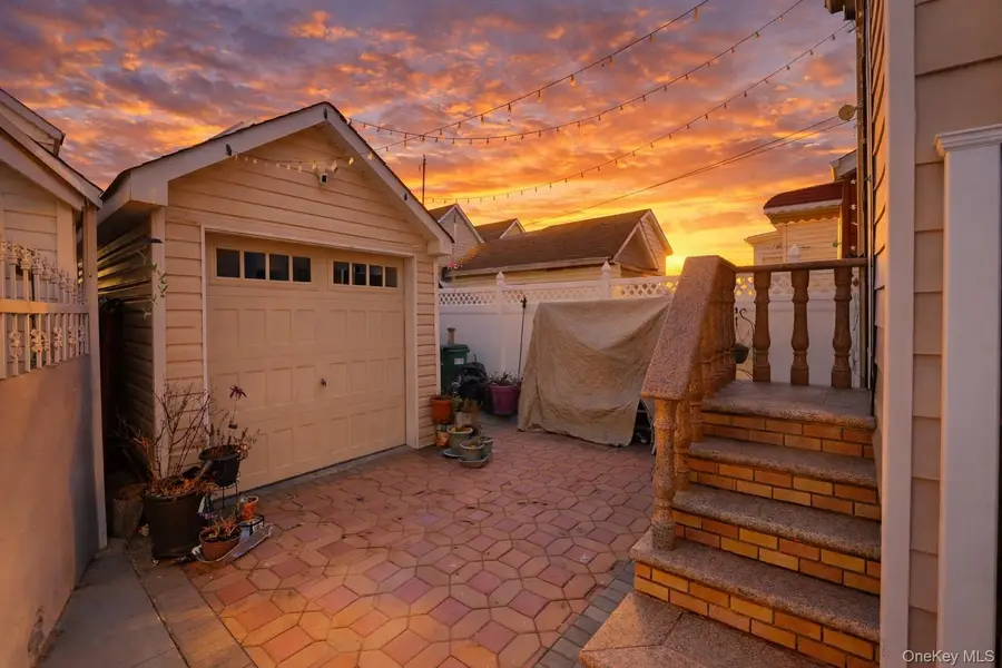 10713 115th Street, South Richmond Hill, NY 11419 - #3