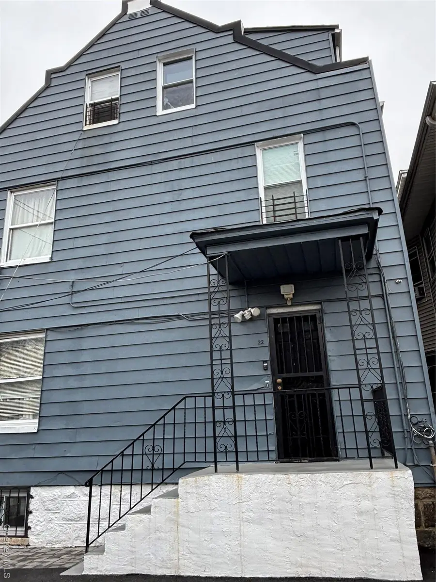 302 S 5th Avenue, Mount Vernon, NY 10550 - #2