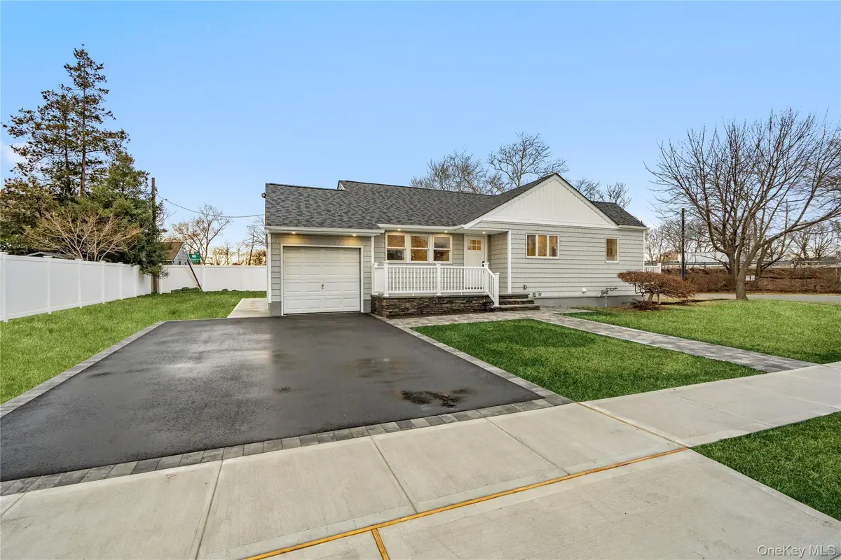 2 Mohegan Drive, Massapequa, NY 11758 - #1