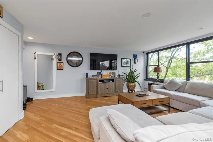 9-05 162 Street #6D, Beechhurst, NY 11357 - #3