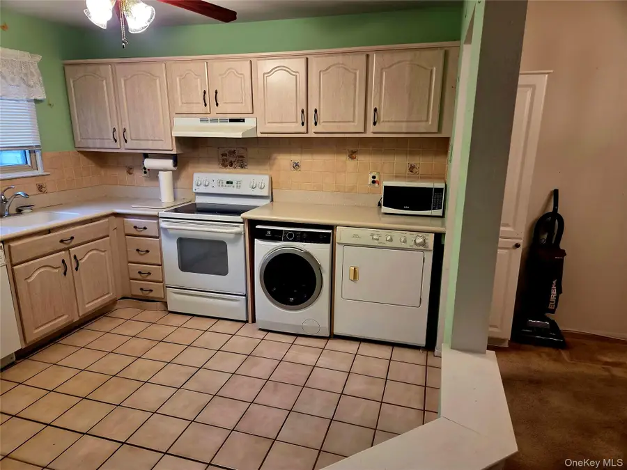 650 Newbridge Road #36, East Meadow, NY 11554 - #3