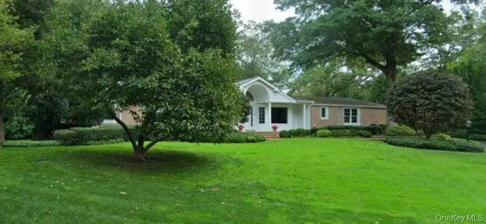 1 Northwood Court, Woodbury, NY 11797 - #1