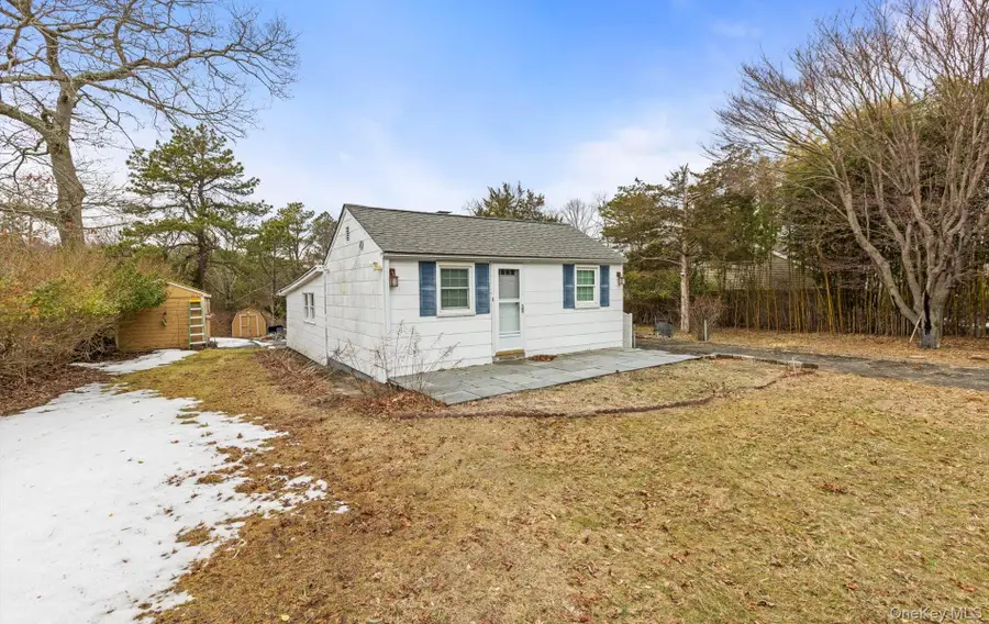 902 Old Medford Avenue, Medford, NY 11763 - #2