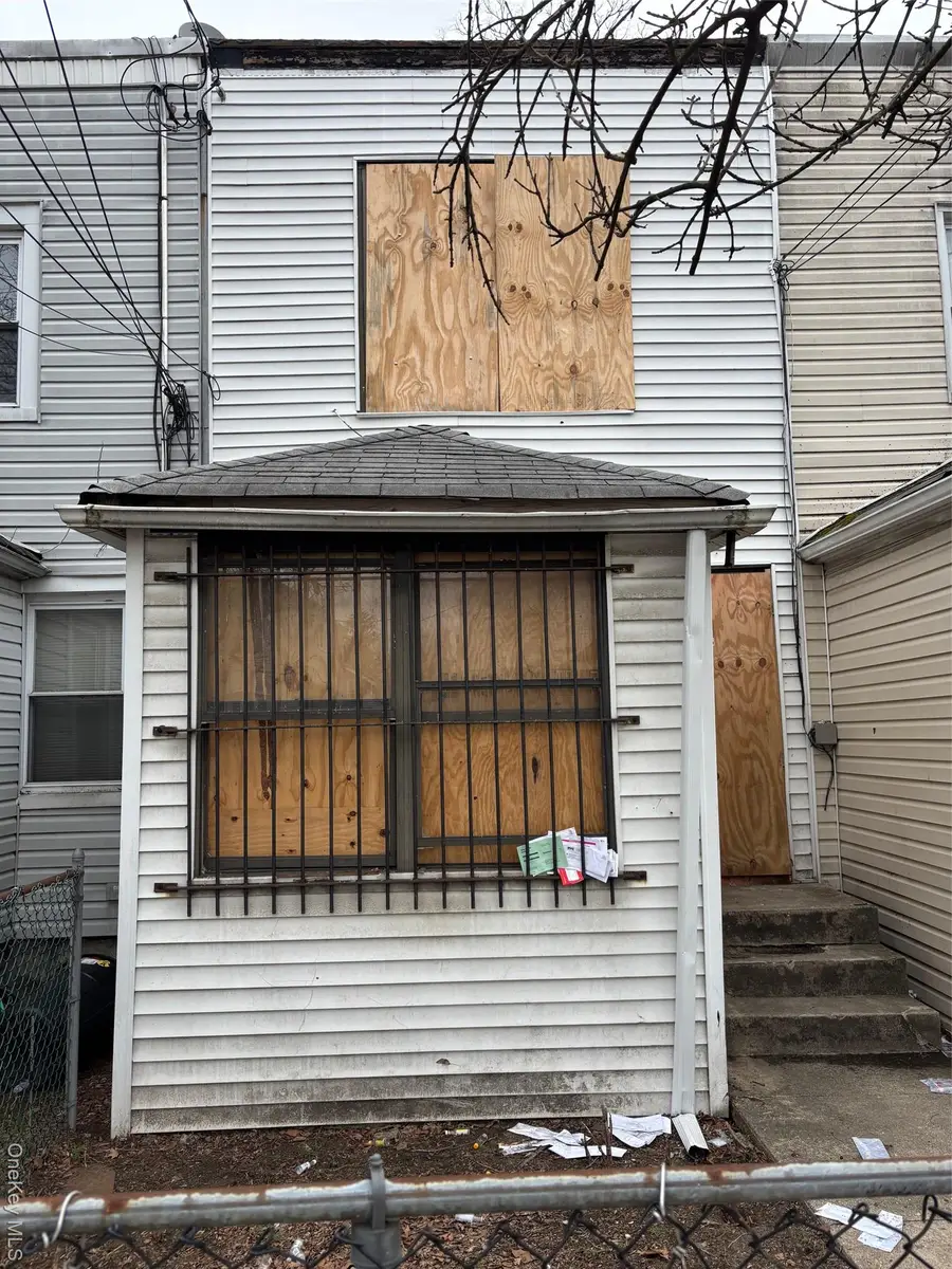 153-26 Foch Boulevard, Jamaica, NY 11434 - #2