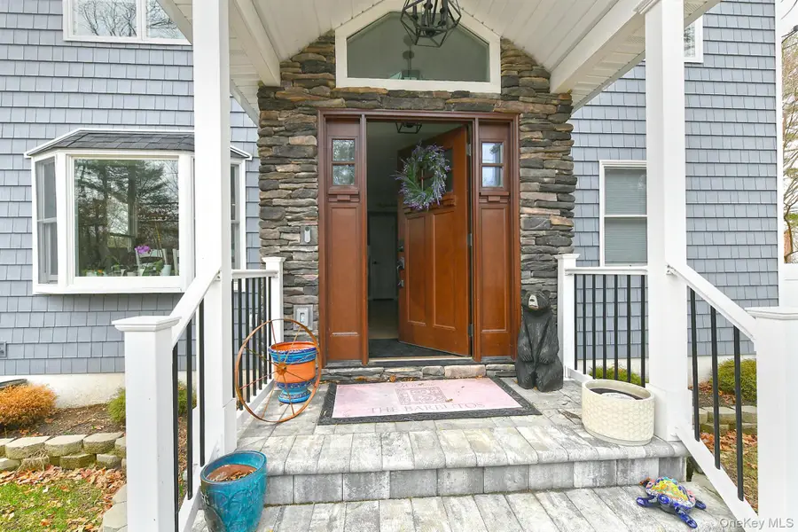 2457 New York Avenue, Melville, NY 11747 - #3