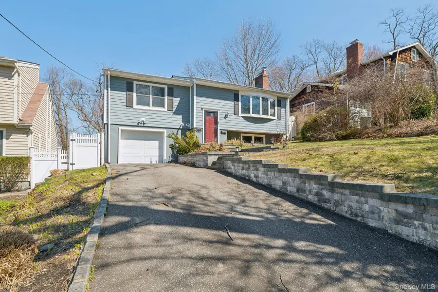 159 Chestnut Circle, Northport, NY 11768 - #2