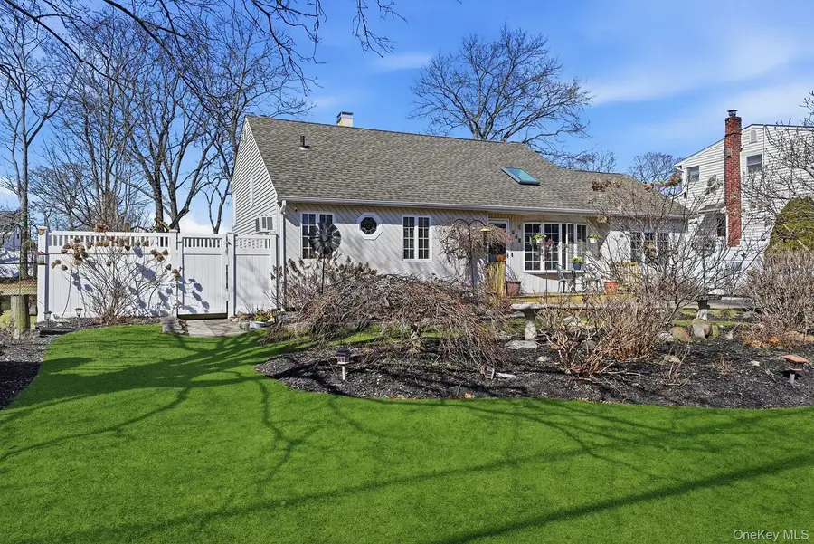 628 Peter Paul Drive, West Islip, NY 11795 - #2