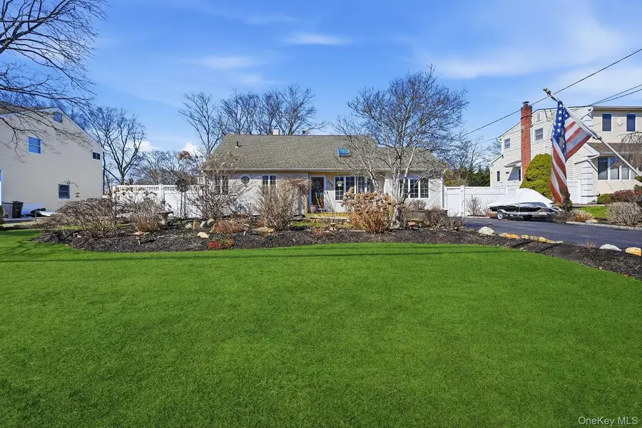 628 Peter Paul Drive, West Islip, NY 11795 - #3