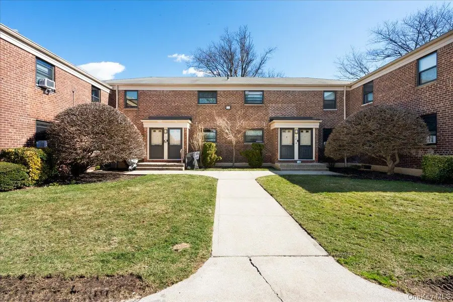 7343 217th Street #366B1, Oakland Gardens, NY 11364 - #2