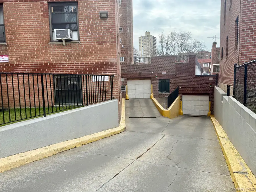 6434 102nd Street #9Z, Rego Park, NY 11374 - #2