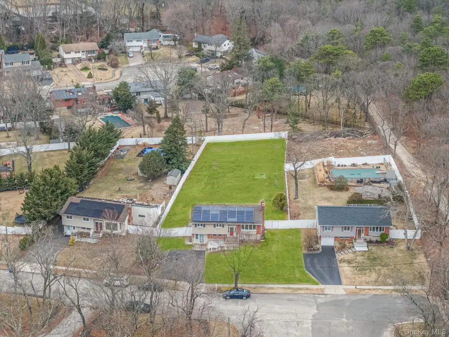 73 Parnell Drive, Smithtown, NY 11787 - #2