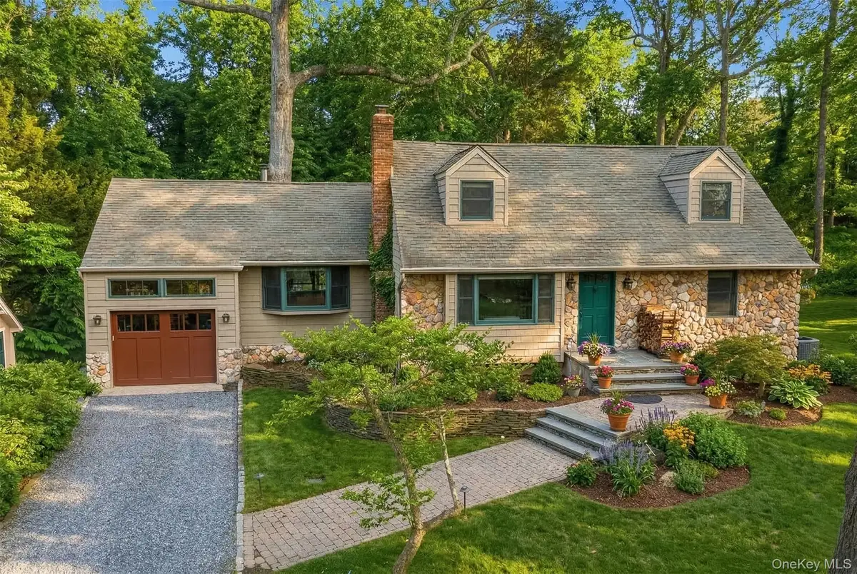 5 Cherrylawn Lane, Northport, NY 11768 - #1