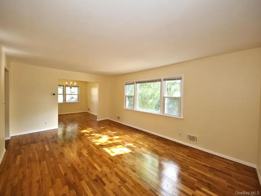 921 Jefferson Avenue, Mamaroneck, NY 10543 - #3