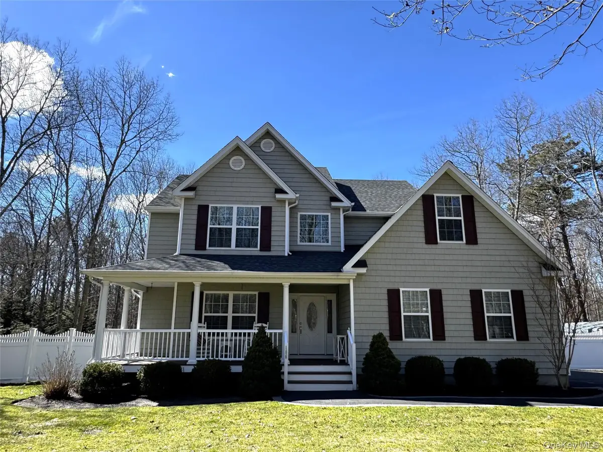 186 Bernstein Boulevard, Center Moriches, NY 11934 - #1