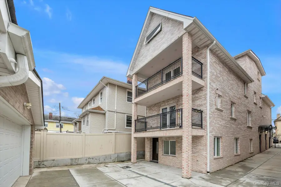 717 College Place, College Point, NY 11356 - #2